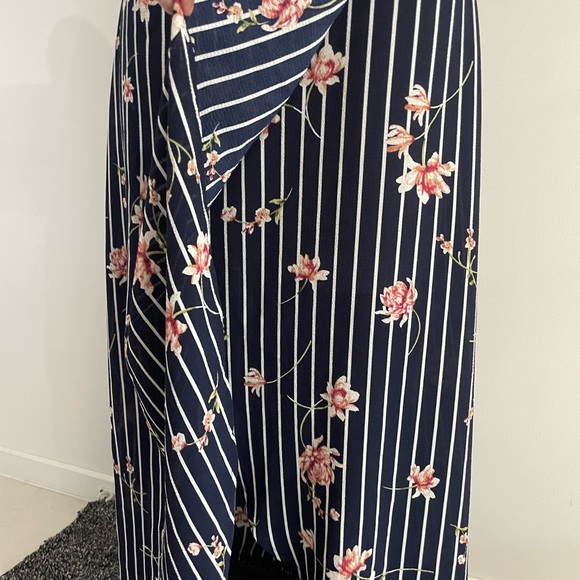 Ally Wrap Floral Maxi Stripe Dress - Picture 4 of 9